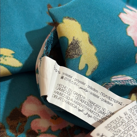 Zara Satin Royal Blue Floral Bell Sleeve Blouse - Picture 3 of 9